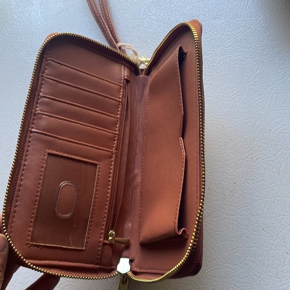 Mossimo supply co mauve zip wallet - Picture 4 of 4